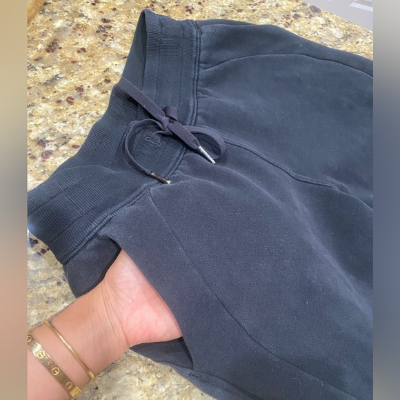 Lululemon Winter Soft Jogger Sz8 - Picture 8 of 8